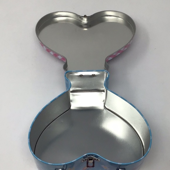 Doc McStuffins Tin Box, Purple - Picture 5 of 6